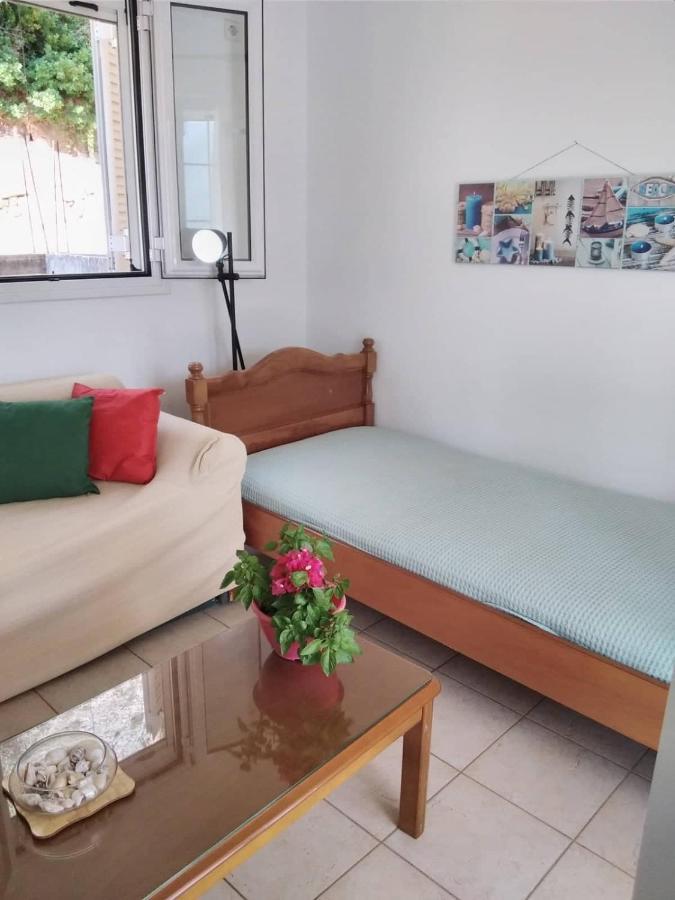 West Red Rock And View Leonidio Maisonette Studio Luaran gambar